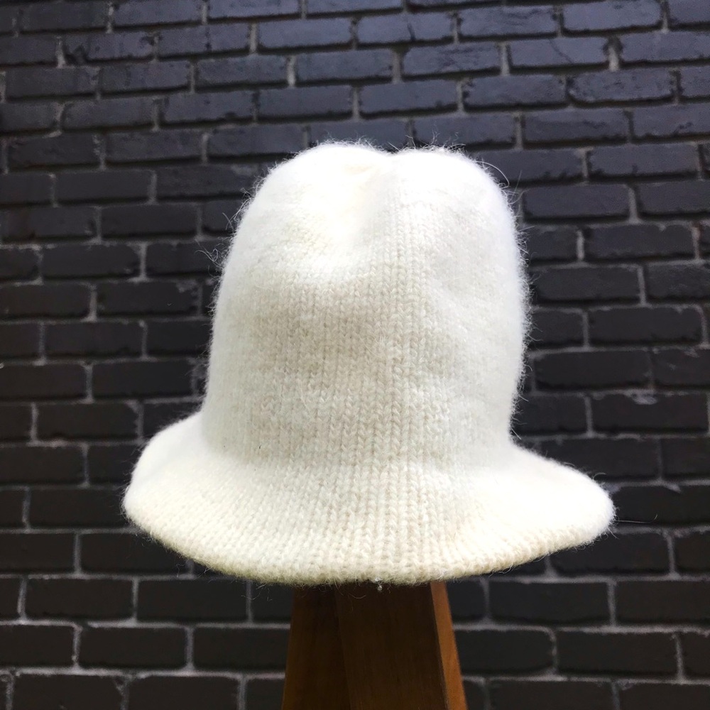 Cute Cream Colored Hat!